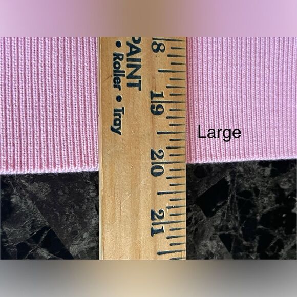 Women's Hello Kitty Sweater Snowmen & Snowflake Graphic Knit Isle Style  Pink - Picture 6 of 11